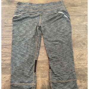 Athleta Capri Leggings